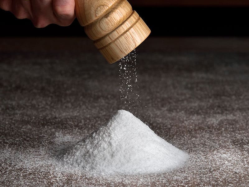 How To open a salt grinder