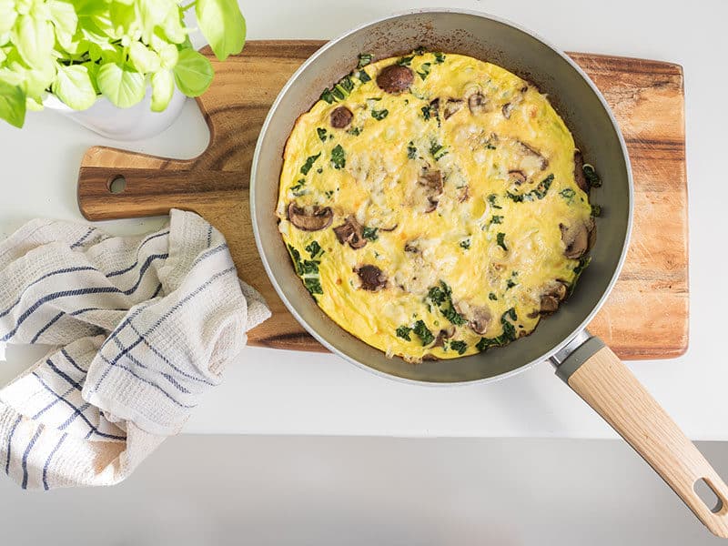 Top 15 Best Omelette Pans To Buy 2021
