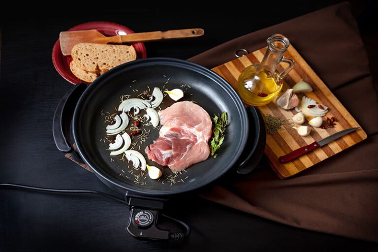 How to Clean an Electric Skillet The Best Guide for 2024