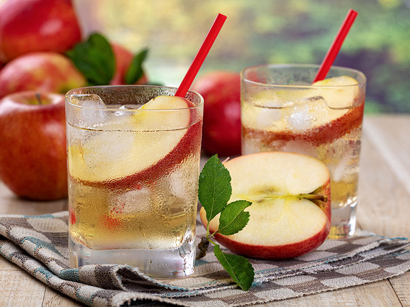 Apple Juice And Vodka Recipe - Easy 5-Minute Recipe