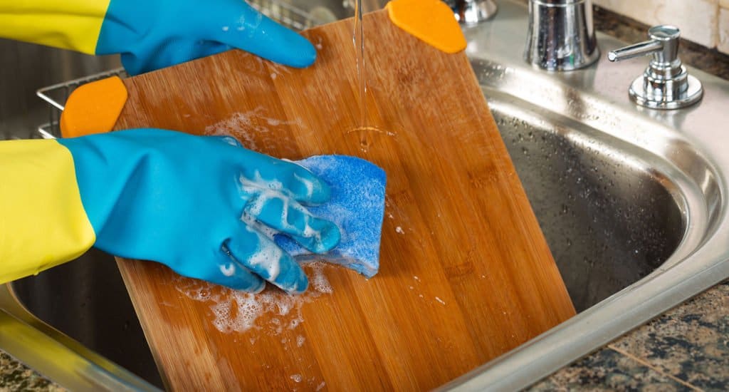 How to Clean a Bamboo Cutting Board Expert Guide for 2024