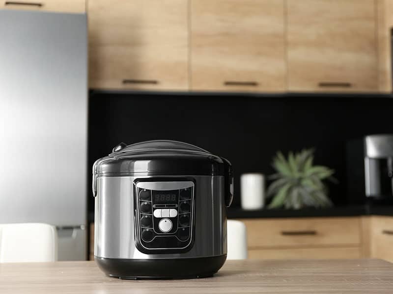 Modern Multi Cooker Kitchen