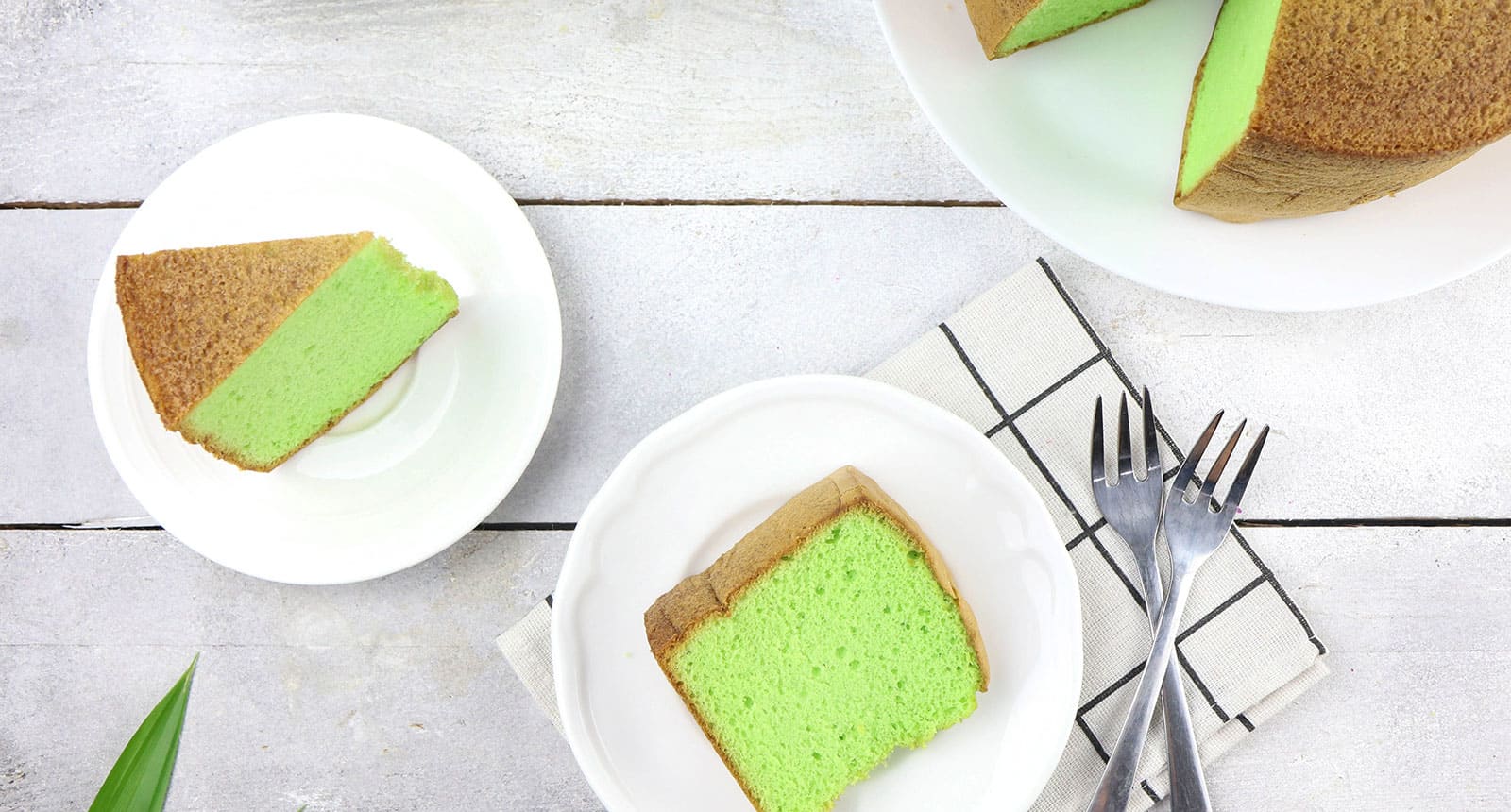 Pandan Chiffon Cake