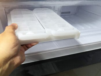 Clean An Ice Maker