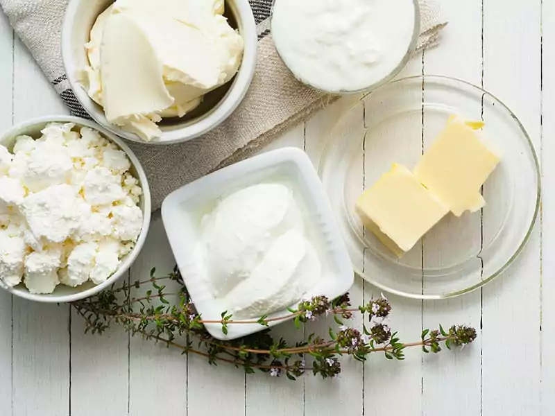 15 Mild, Crumbly Substitutes For Feta Cheese