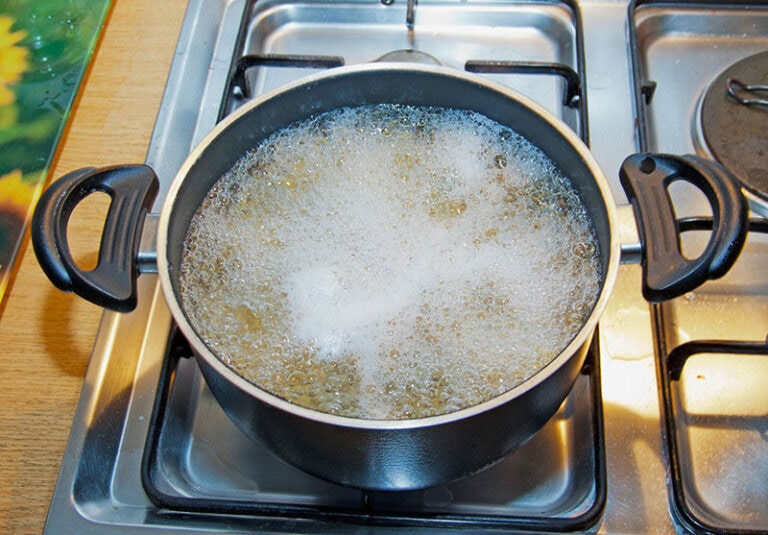 Inside Kitchen Iron Pot