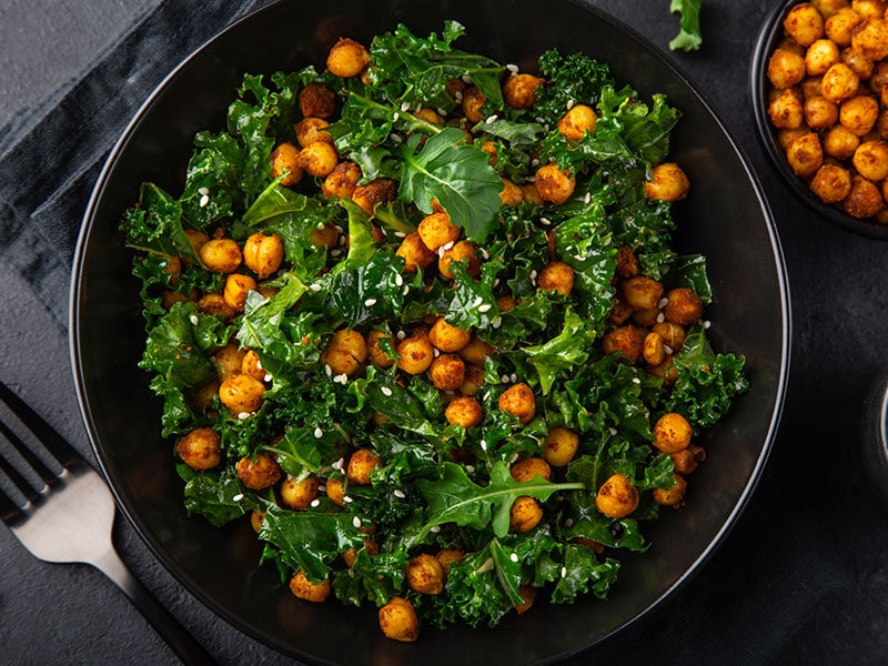 Kale And Roasted Chickpeas Salad