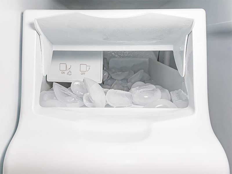 Machine Refrigerator Cubes