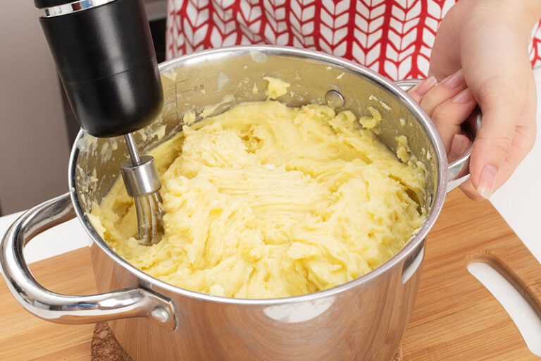 Mixer Stirs Mashed Potatoes Kitchen
