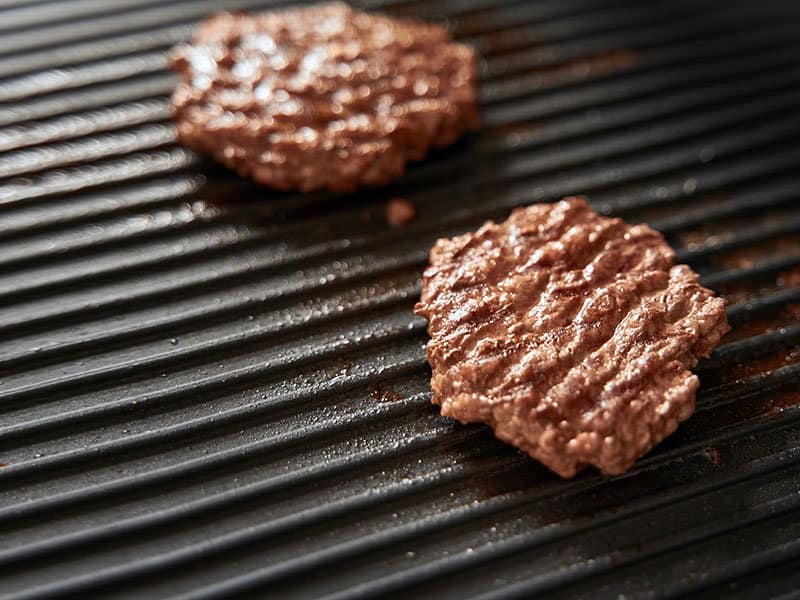 Poêle Faire du pain de viande chaud