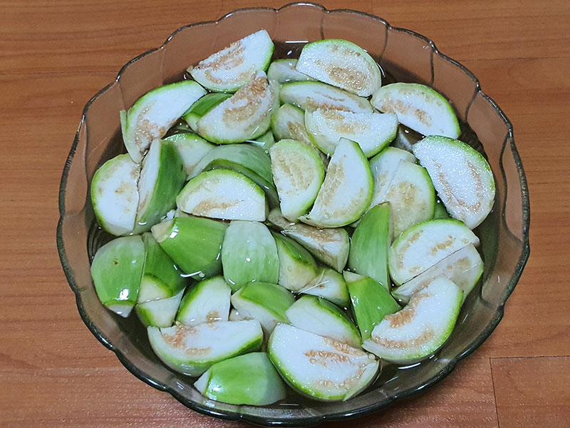 Soak Eggplant Slices