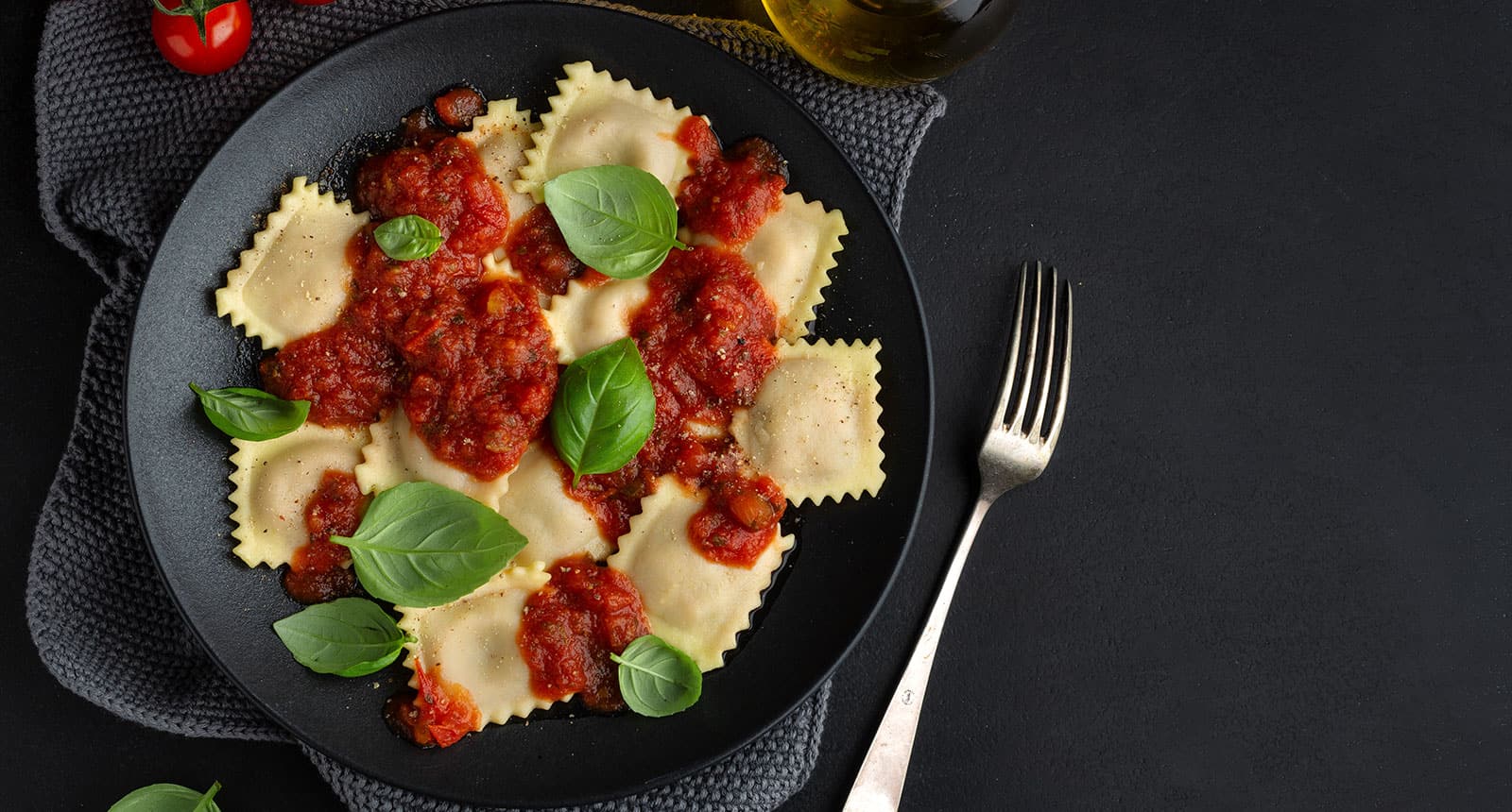 What To Serve With Ravioli: 13 Best Side Dishes In 2022 (+ Caesar Salad)