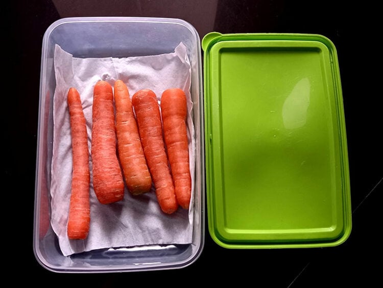 How Long Do Carrots Last? Best Storage Practices Included 2024