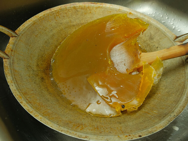 Does Peanut Oil Go Bad? 4 Easy Ways To Identify Spoilage