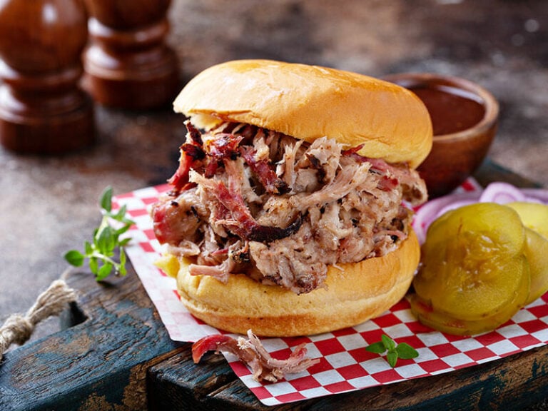 35 Best Sides for Pulled Pork Sandwiches 2024 Guide