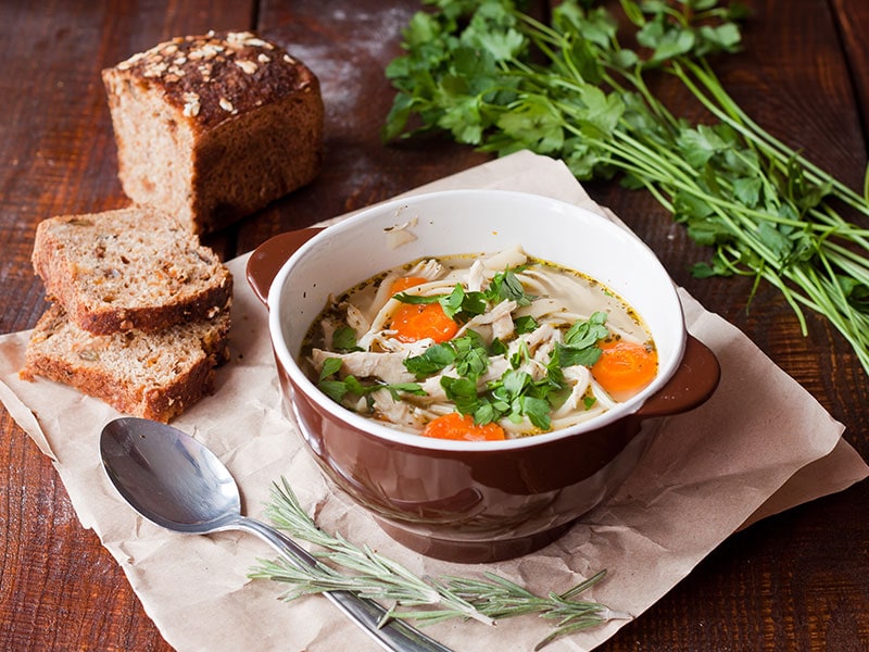 21 Answers For What To Serve With Chicken Noodle Soup (+ Garlic Bread)
