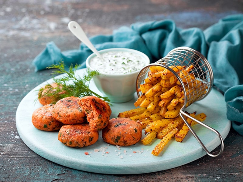 What To Serve With Salmon Patties – 28 Best Side Dishes + (Onion Rings)