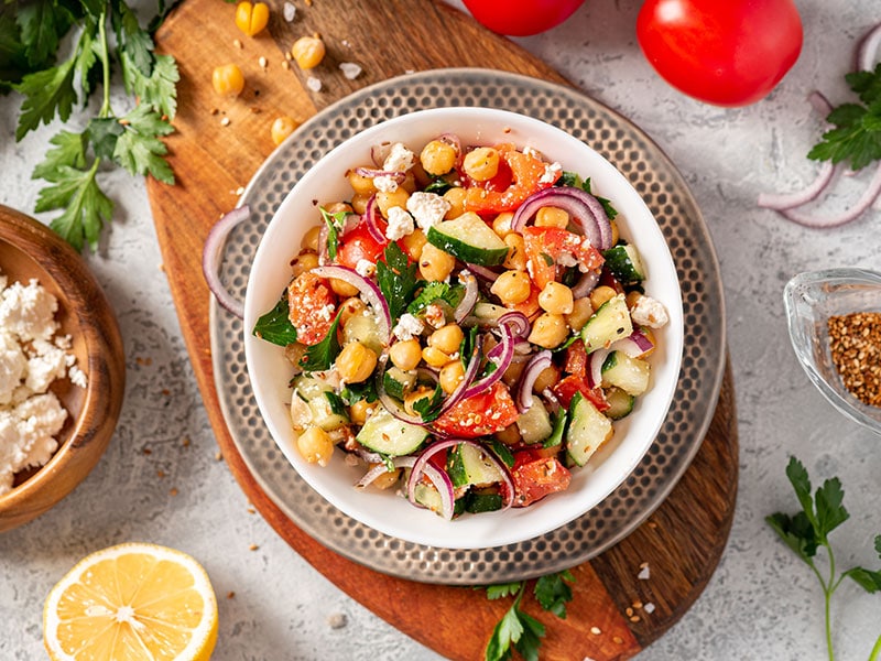 28 Healthy And Tasty Mediterranean Vegetarian Recipes (+ Mediterranean Farro Salad)