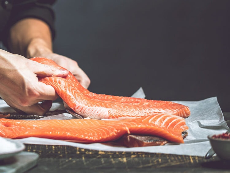 How Long to Bake Salmon Fillet at 350°F? 2024 Timing Tips