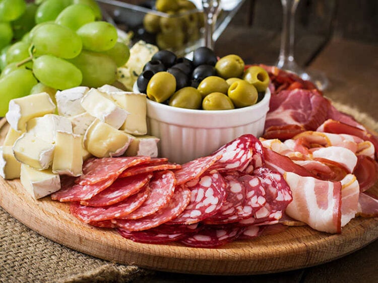 Pepperoni Vs. Salami Sausage Debate In The Food World