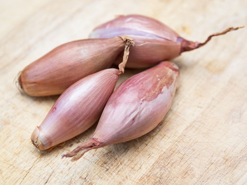 Echalion Banana Shallots