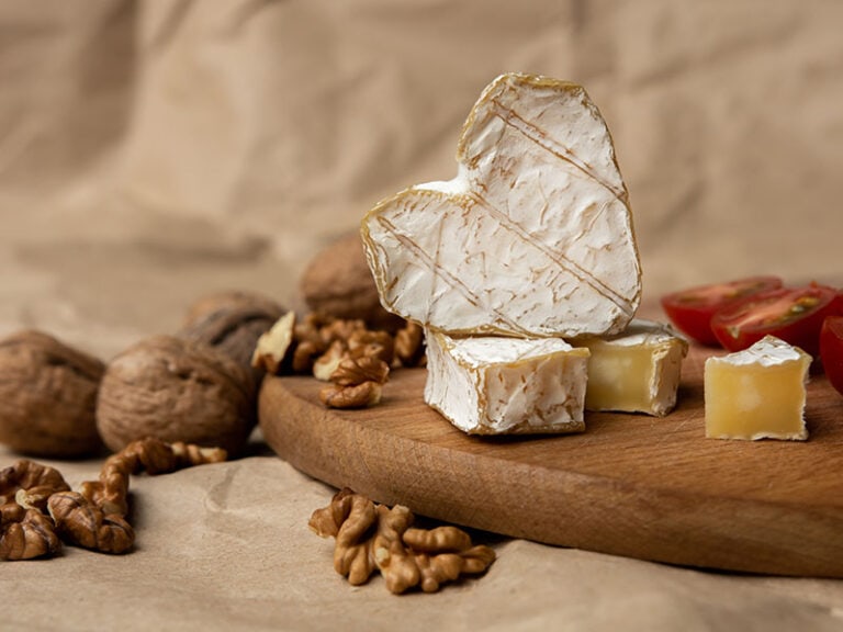 Neufchatel Cheese vs. Cream Cheese The Main Differences 2024