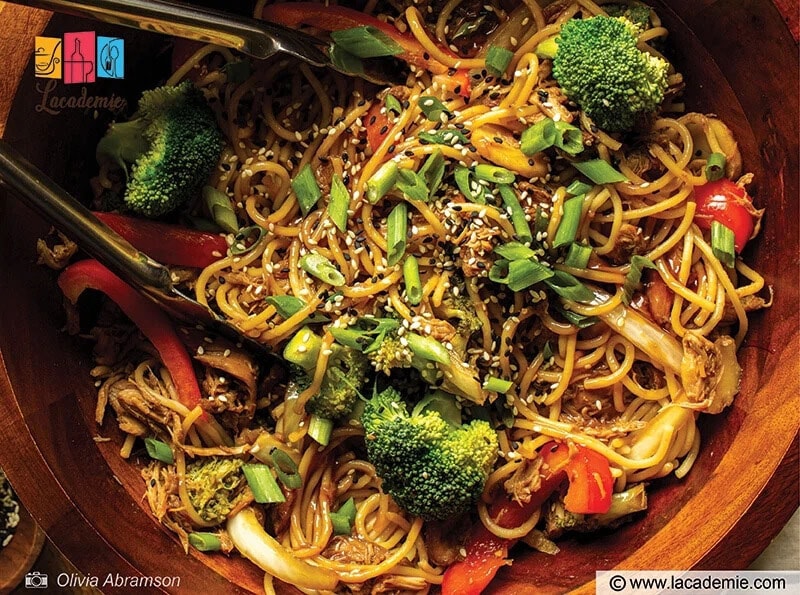 Chicken Lo Mein