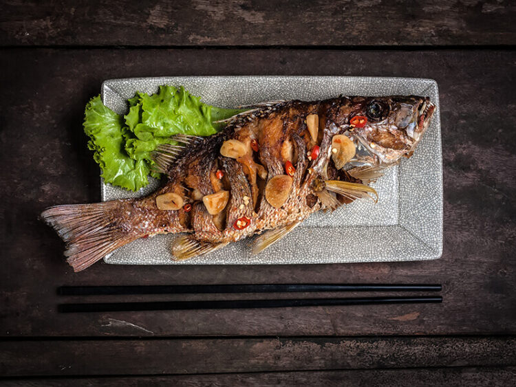 How To Reheat Fried Fish? The Definitive Guide 2024