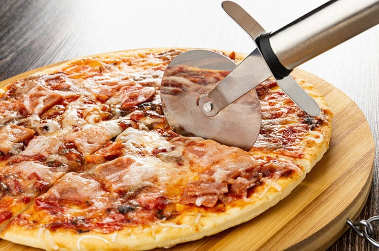 Cutting Pizza Cutter