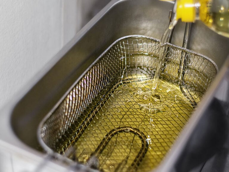 Fresh Cooking Oil Pouring