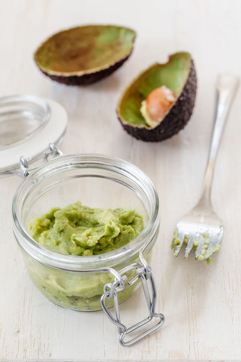 Guacamole In Mason Jars