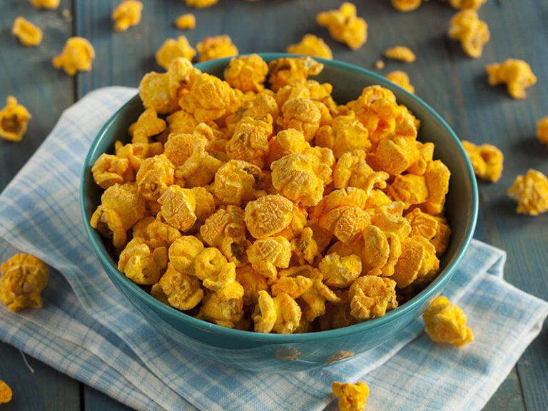 How to Get Seasoning to Stick to Popcorn Easy and Effective Ways 2024