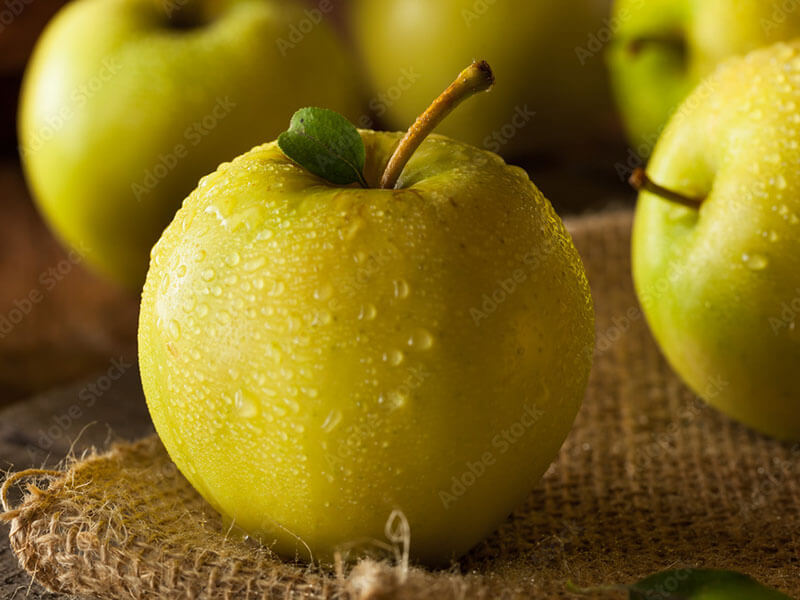 Golden Delicious Apples 