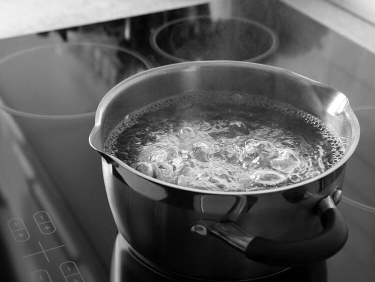 How to Get Seasoning to Stick to Popcorn Easy and Effective Ways 2024