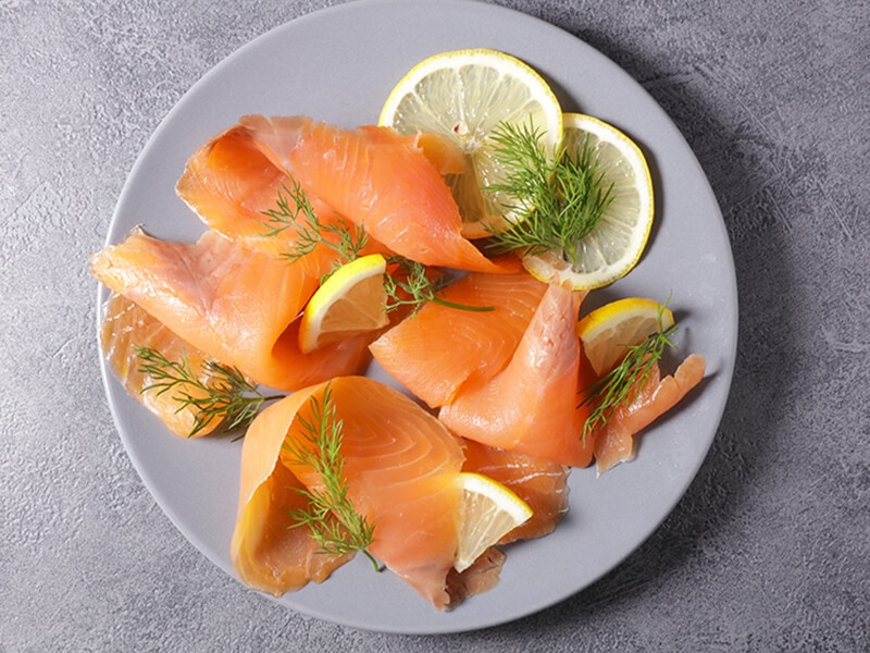 Salmon with Lemon and Dill