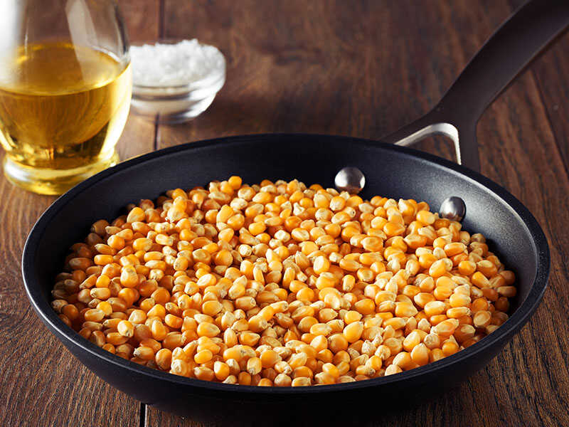 How to Get Seasoning to Stick to Popcorn Easy and Effective Ways 2024