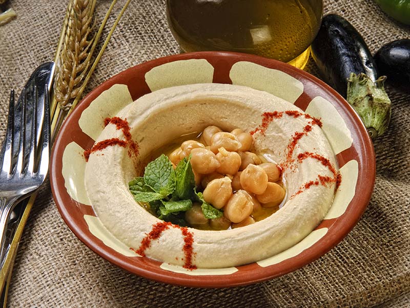 Hummus Beiruti