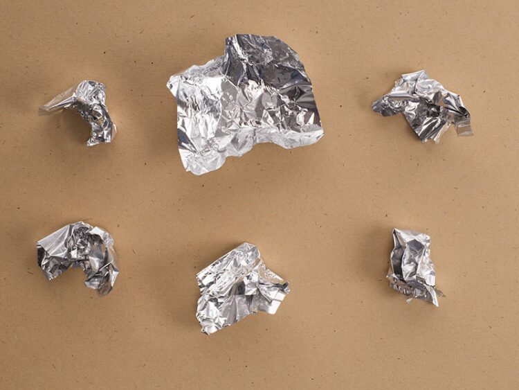 Can You Put Foil in a Crock Pot? Useful Tips for Safe Cooking 2024