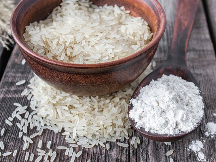 Rice Flour vs. Glutinous Rice Flour Detailed Comparison 2024