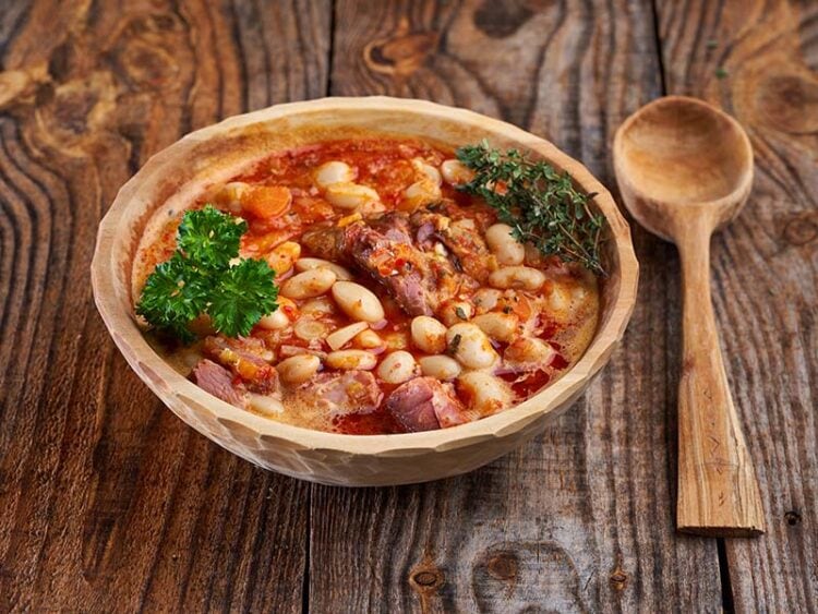 How Long to Smoke Baked Beans Expert and Detailed Guide 2024