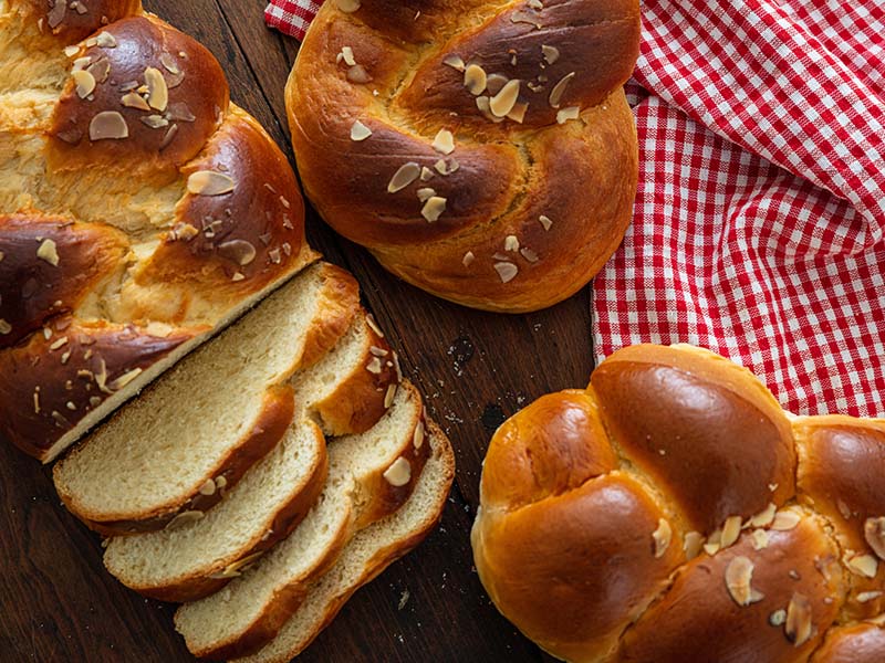 Armenian Easter Bread