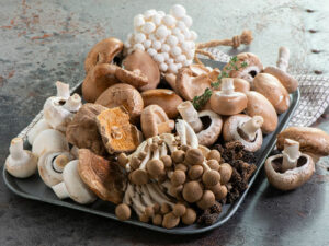 How Long Can Cooked Chicken Sit Out? - Valuable Notes In 2022