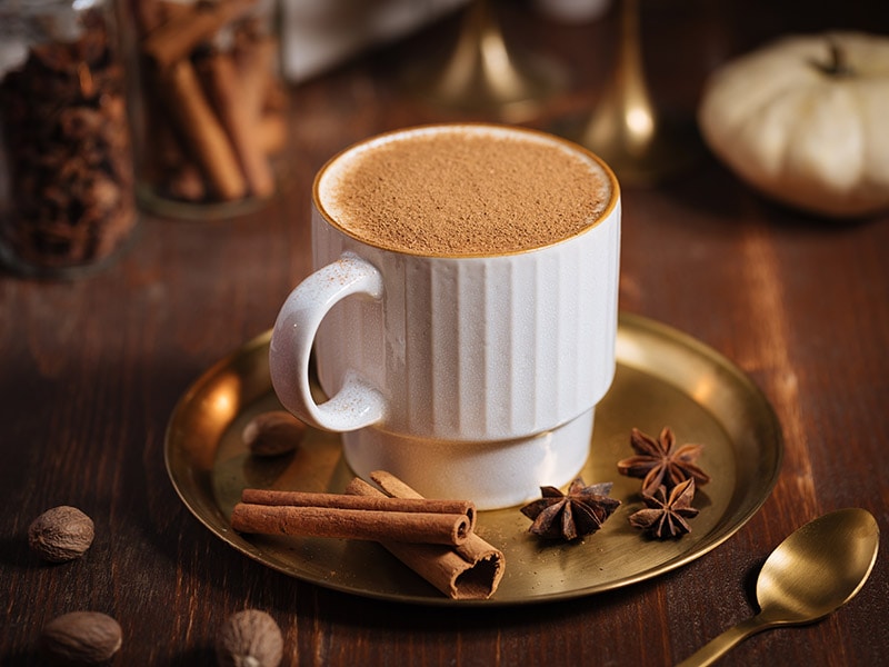 Hot Milk With Cinnamon