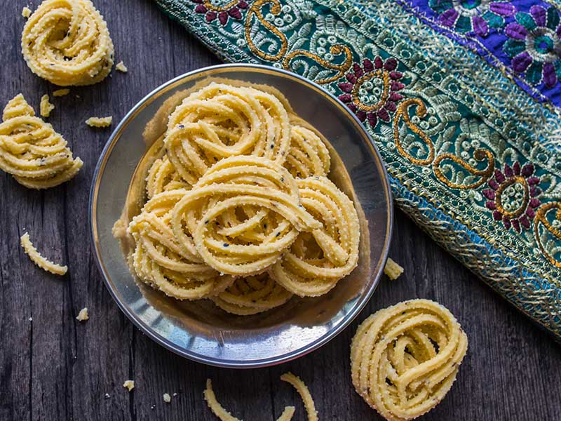 Indian Crunchy Rice Snack