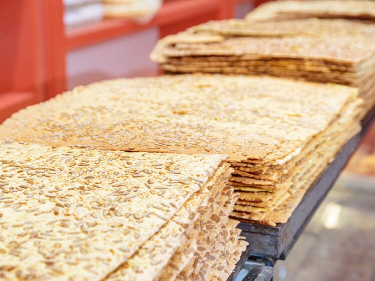 30+ Most Popular Iranian Foods You Must Experience In 2023