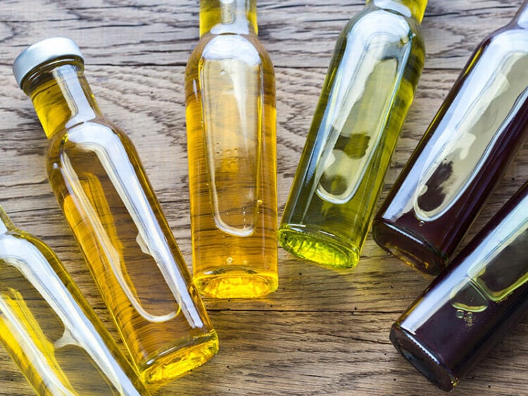 How Long Does Vegetable Oil Last? Uncover Its Shelf Life Secrets 2024