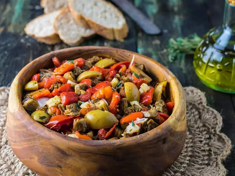 Tunisian Grilled Salad