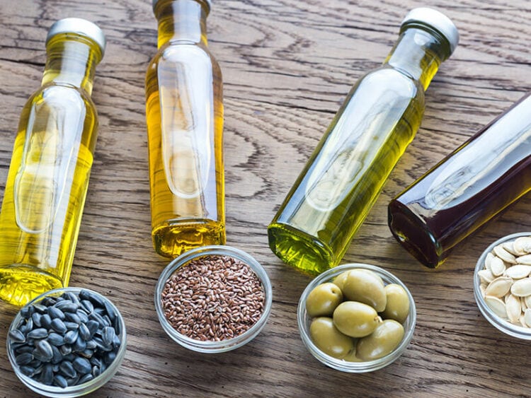 How Long Does Vegetable Oil Last? Uncover Its Shelf Life Secrets 2024