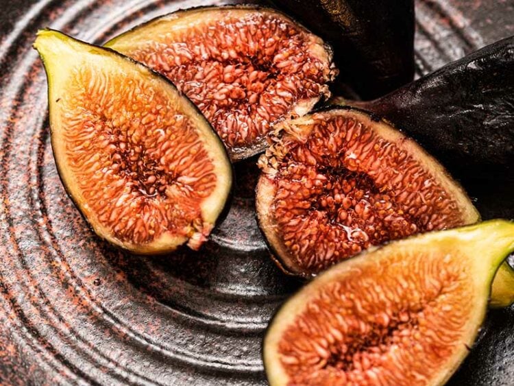 22+ Incredible Spanish Fruits You Have To Try 2023