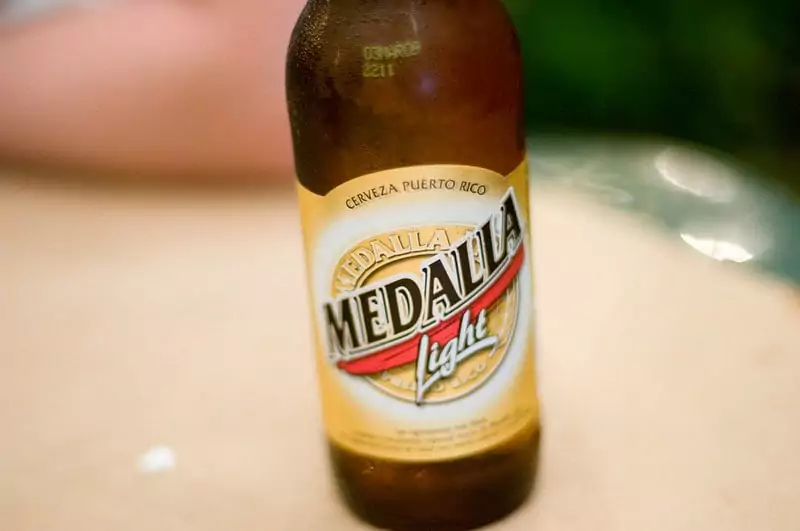 Medalla Light